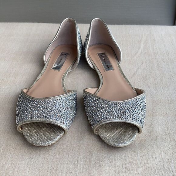 Inc Elsa Flats - Picture 2 of 9